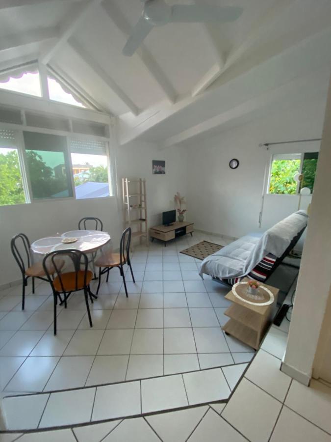 Appartements: Plage & Commerces A 200M Sainte-Anne  Dış mekan fotoğraf