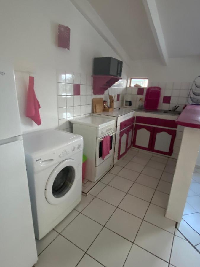Appartements: Plage & Commerces A 200M Sainte-Anne  Dış mekan fotoğraf