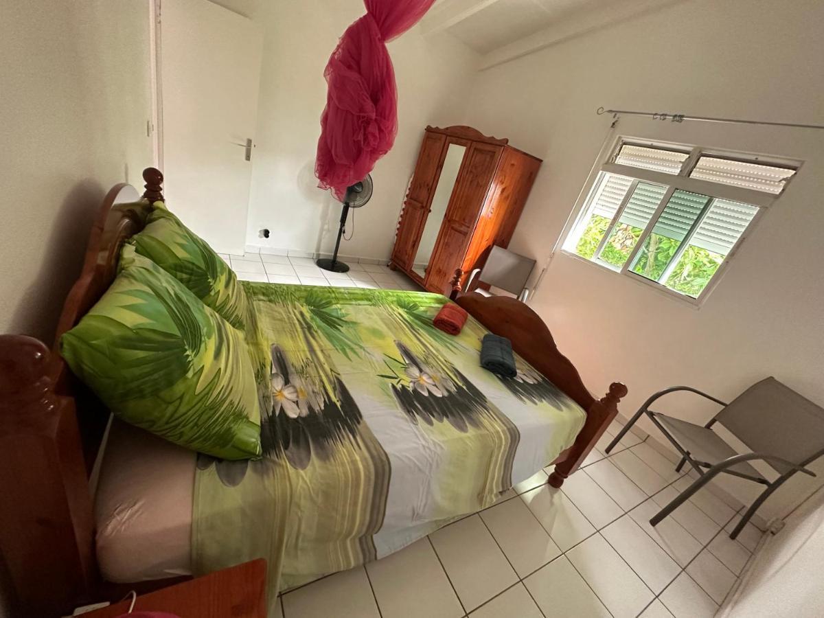 Appartements: Plage & Commerces A 200M Sainte-Anne  Dış mekan fotoğraf