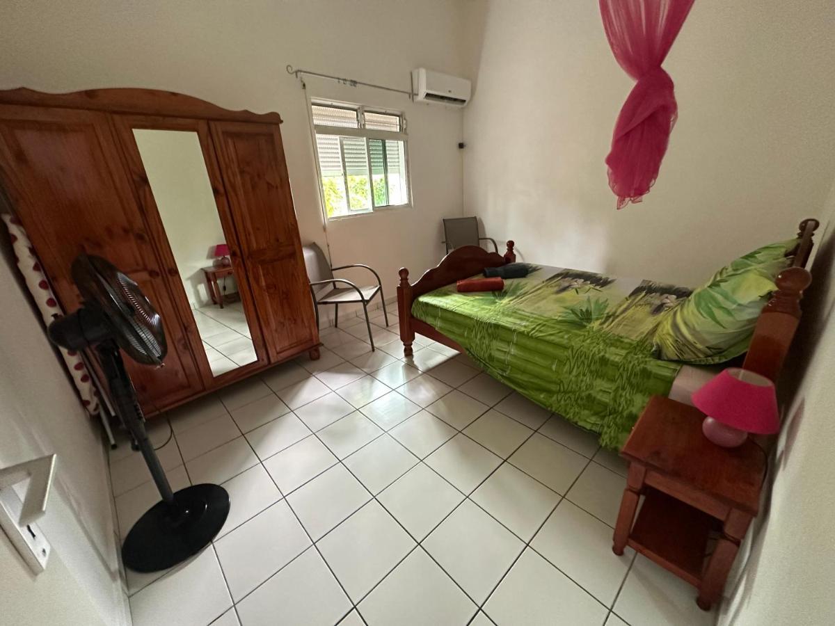 Appartements: Plage & Commerces A 200M Sainte-Anne  Dış mekan fotoğraf